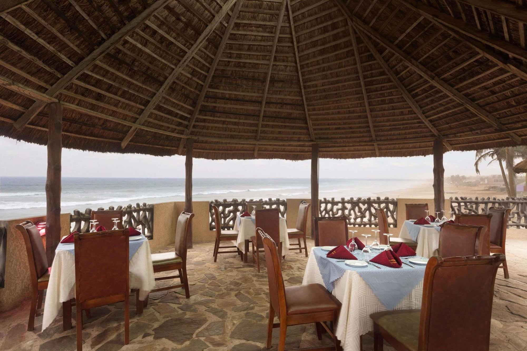 Ramada Resort Акра Екстериор снимка