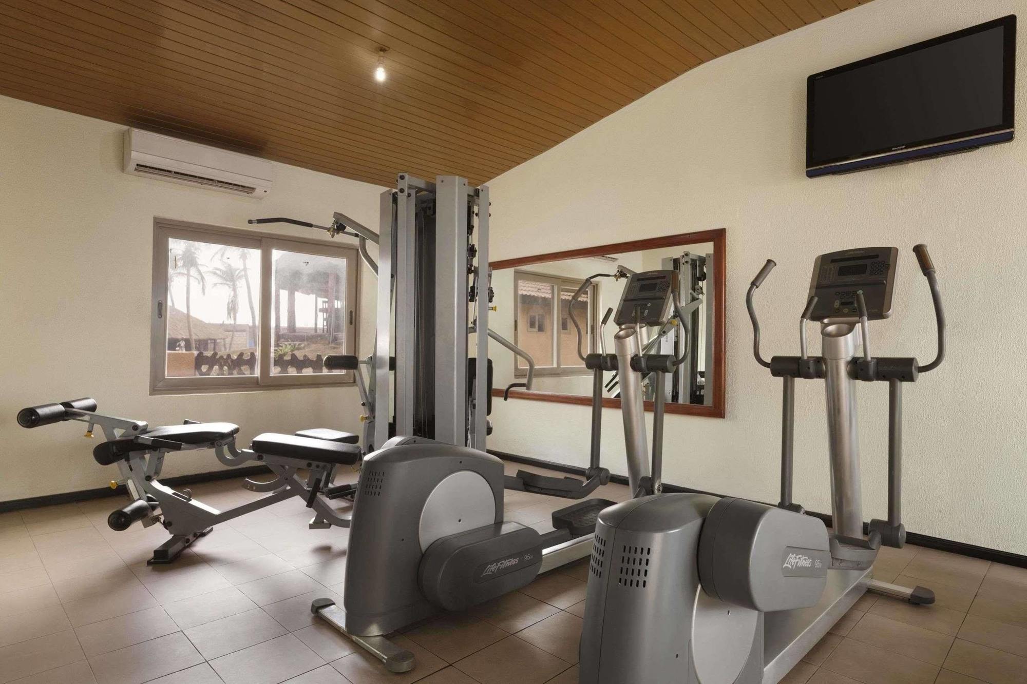 Ramada Resort Акра Екстериор снимка